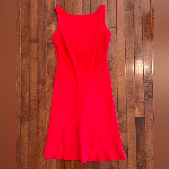 Flores & Flores Dresses & Skirts - Silk Red Sleeveless Back Drape Dress Size 4 by Flores & Flores